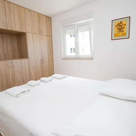 Vano Apartment Makarska