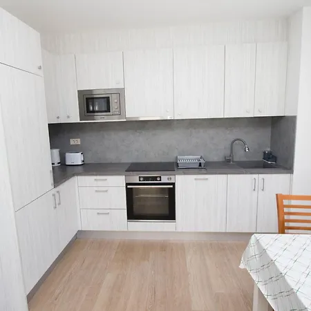 Vano Apartment *