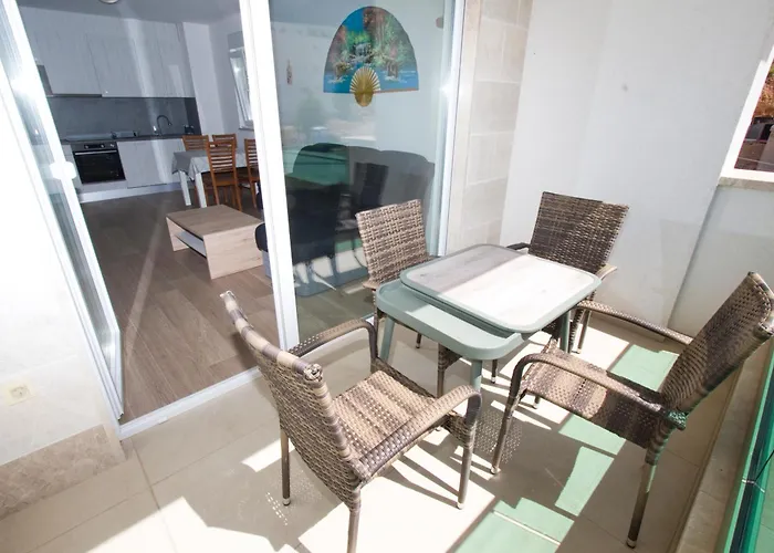 Vano * ماكارسكا